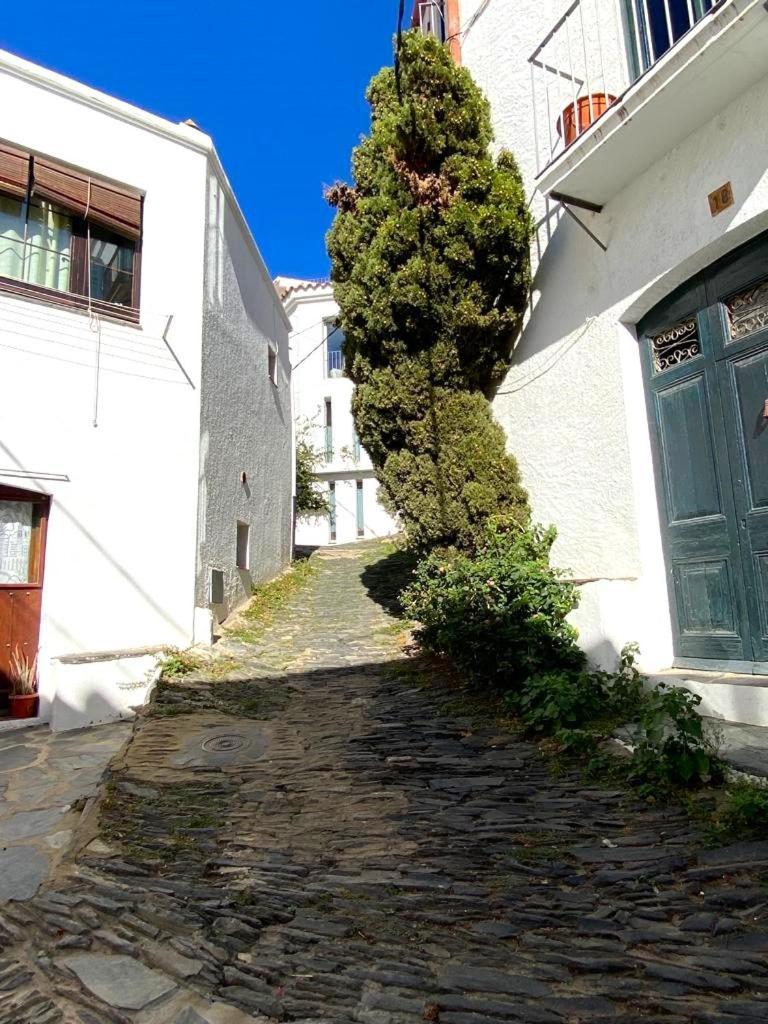 Tortora - Casa En El Centro Con Vistas Al Mar Villa Cadaqués Dış mekan fotoğraf