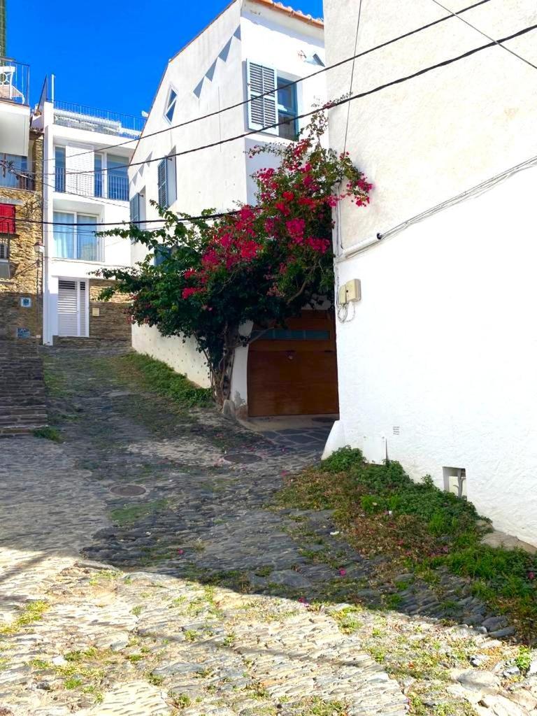 Tortora - Casa En El Centro Con Vistas Al Mar Villa Cadaqués Dış mekan fotoğraf